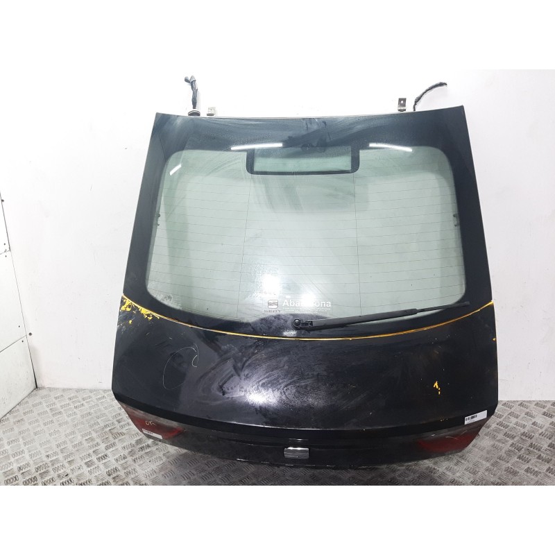 PORTON TRASERO 6JH827023 NEGRO - imagen 1