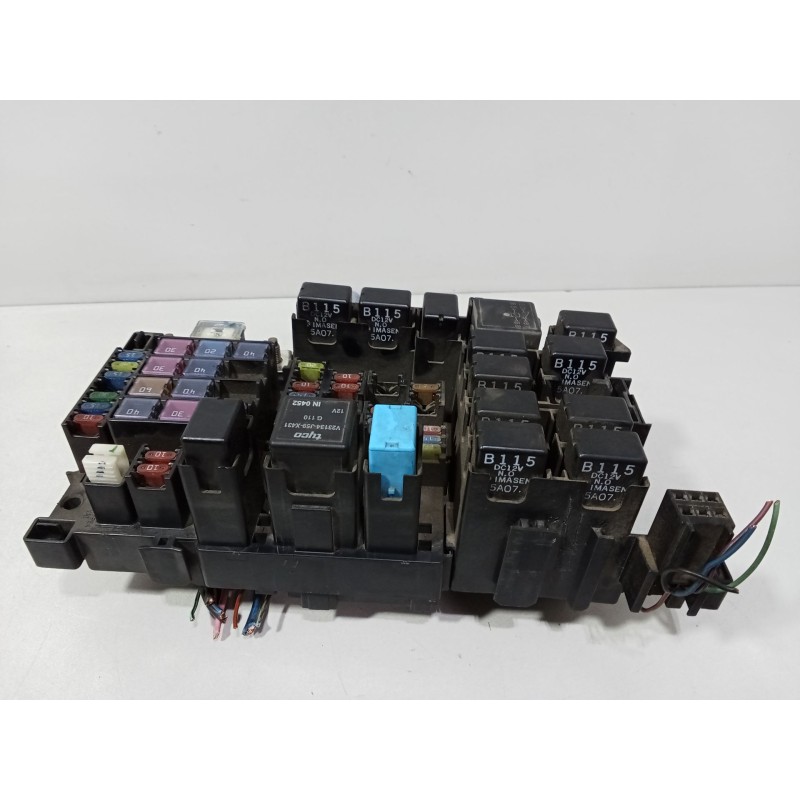 CAJA RELES / FUSIBLES GJ6F66760B  - imagen 3