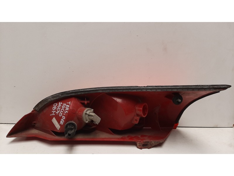Recambio de piloto trasero derecho para ford focus berlina (cak) ambiente referencia OEM IAM 1150021  
