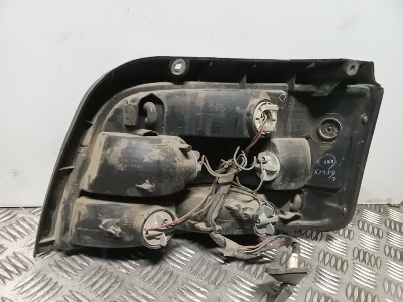 Recambio de piloto trasero izquierdo para suzuki baleno berlina sy (eg) 1.6 (3-ptas.) referencia OEM IAM 3567061G20000  