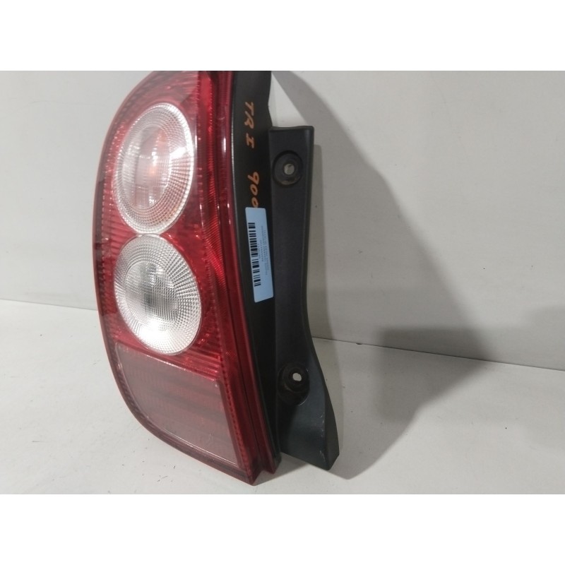 PILOTO TRASERO IZQUIERDO B6555AX720  - imagen 2