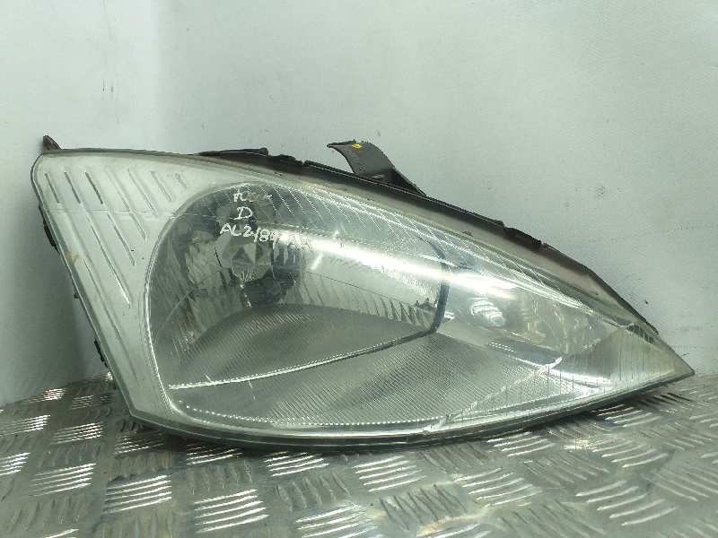 Recambio de faro derecho para ford focus berlina (cak) ambiente referencia OEM IAM 1152096  