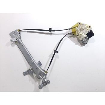 ELEVALUNAS TRASERO DERECHO 827200003R 0130822331 