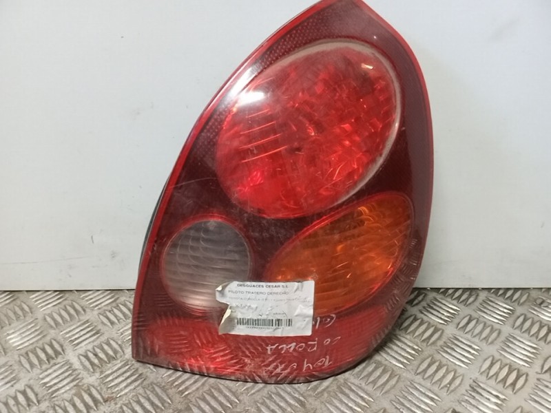 Recambio de piloto trasero derecho para toyota corolla (e11) 1.4 linea terra compact referencia OEM IAM   