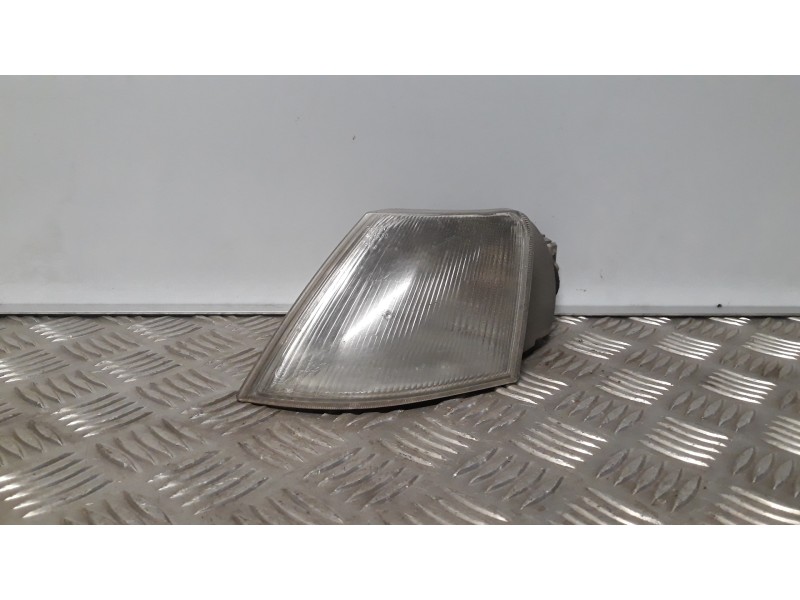 Recambio de piloto delantero izquierdo para citroën xantia berlina 1.9 td exclusive referencia OEM IAM 630369  