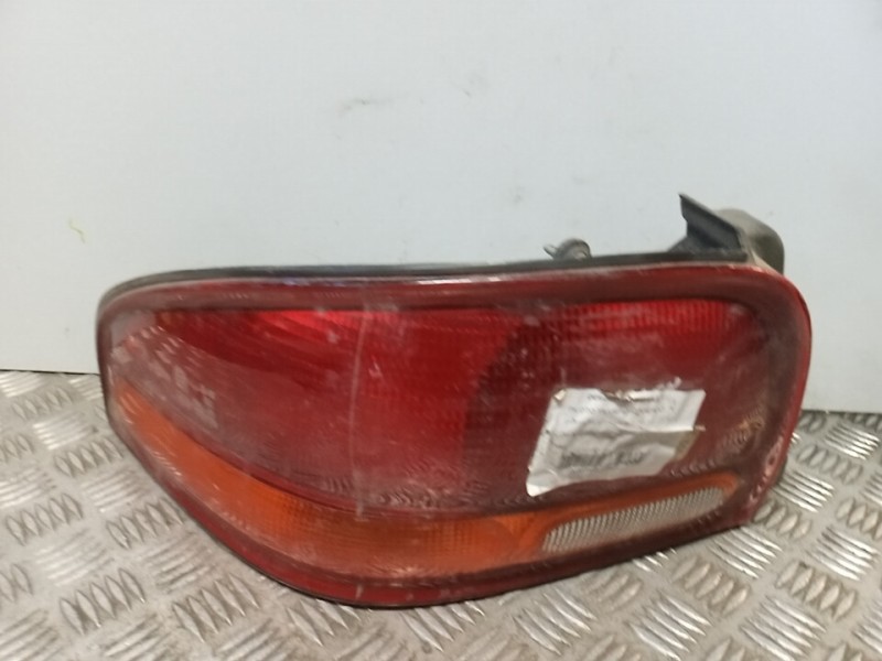 Recambio de piloto trasero izquierdo para chrysler stratus berlina (ja) 2.0 le referencia OEM IAM    Recambio de piloto trasero izquierdo para chrysler stratus berlina (ja) 2.0 le referencia OEM IAM