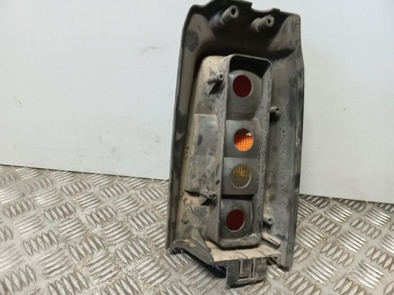 Recambio de piloto trasero izquierdo para chrysler voyager (es) 2.5 s referencia OEM IAM   