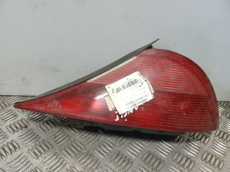 Recambio de piloto trasero derecho para lancia y10 elite referencia OEM IAM   