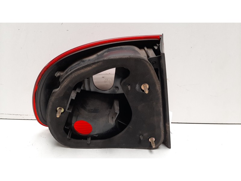 Recambio de piloto trasero derecho para seat toledo (1m2) select referencia OEM IAM   