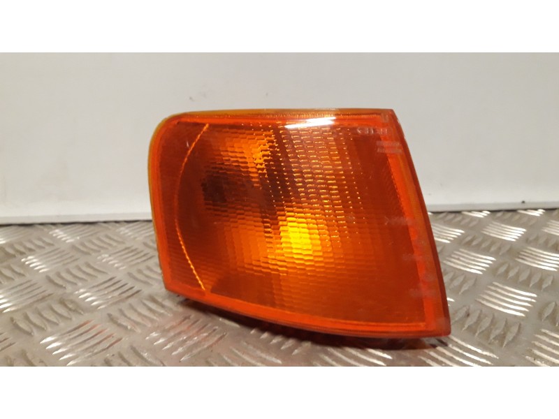 Recambio de piloto delantero derecho para ford escort berl./turn./cab./express básico berlina referencia OEM IAM 6110648  