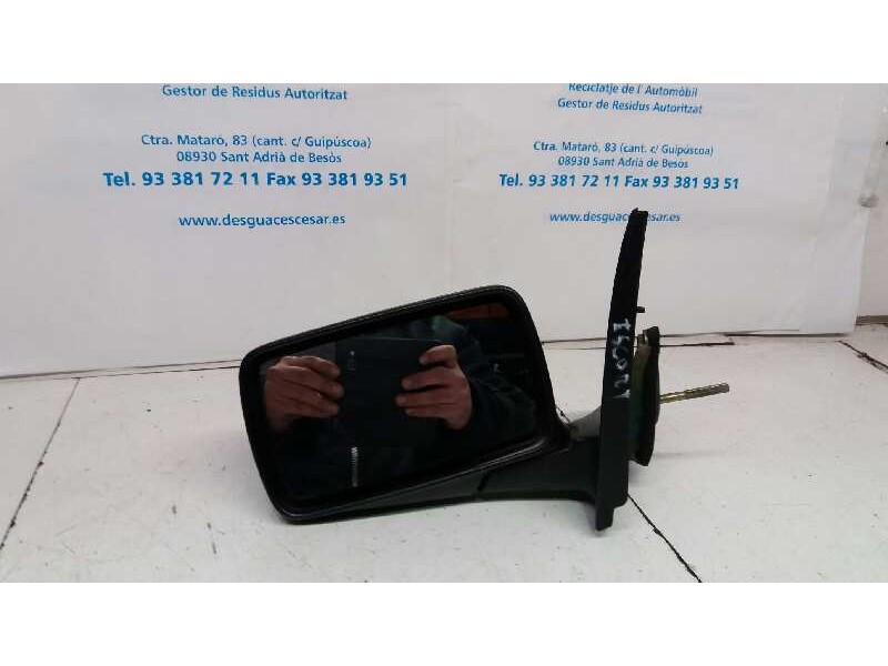 Recambio de retrovisor izquierdo para ford escort berl./turn./cab./express básico berlina referencia OEM IAM 6113406 MANUAL 