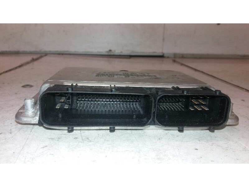 Recambio de centralita motor uce para audi a6 berlina (4b2) 2.5 v6 24v tdi referencia OEM IAM 0281010393  