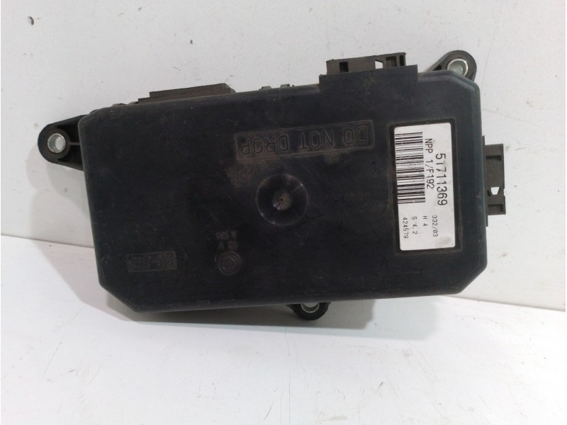 Recambio de centralita cierre para fiat stilo (192) 1.9 jtd / 1.9 jtd 115 active referencia OEM IAM 51711369  