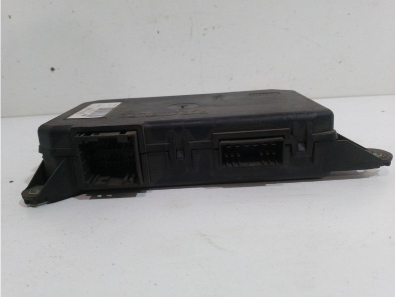Recambio de centralita cierre para fiat stilo (192) 1.9 jtd / 1.9 jtd 115 active referencia OEM IAM 51711369  