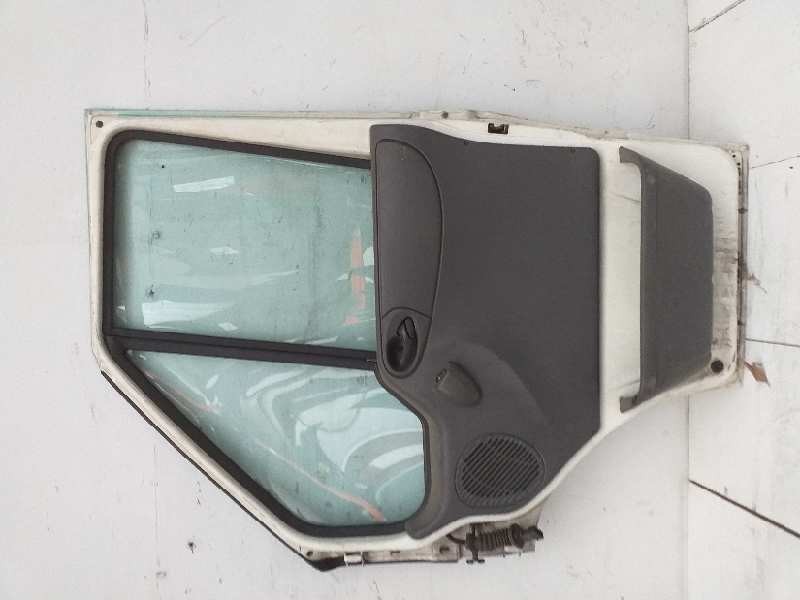 Recambio de puerta delantera derecha para ford transit combi ´06 ft 350 largo referencia OEM IAM 1717243  