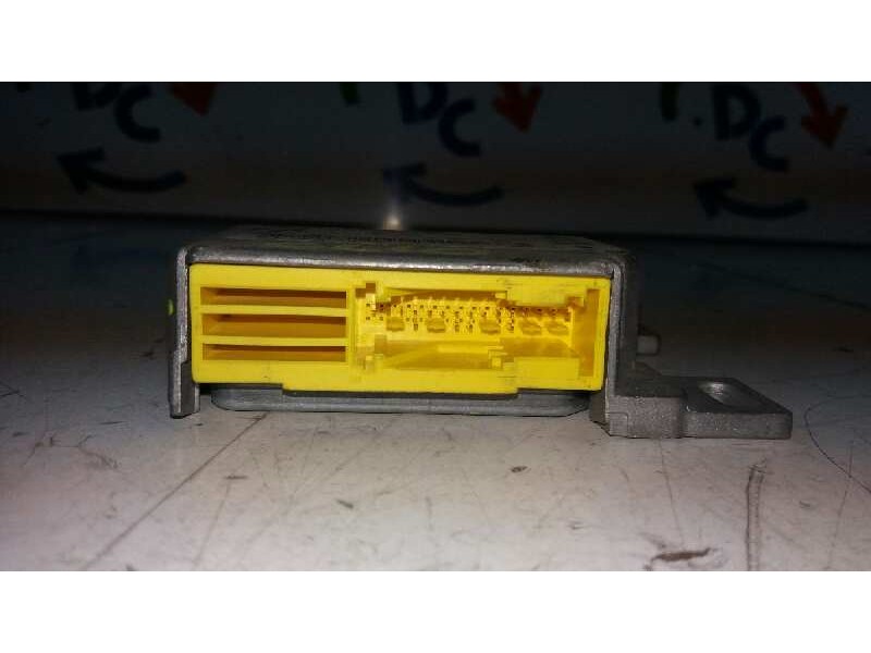 Recambio de centralita airbag para renault clio ii fase i (b/cbo) 1.2 limited (b/cboa/f) referencia OEM IAM 0285001157 770042831