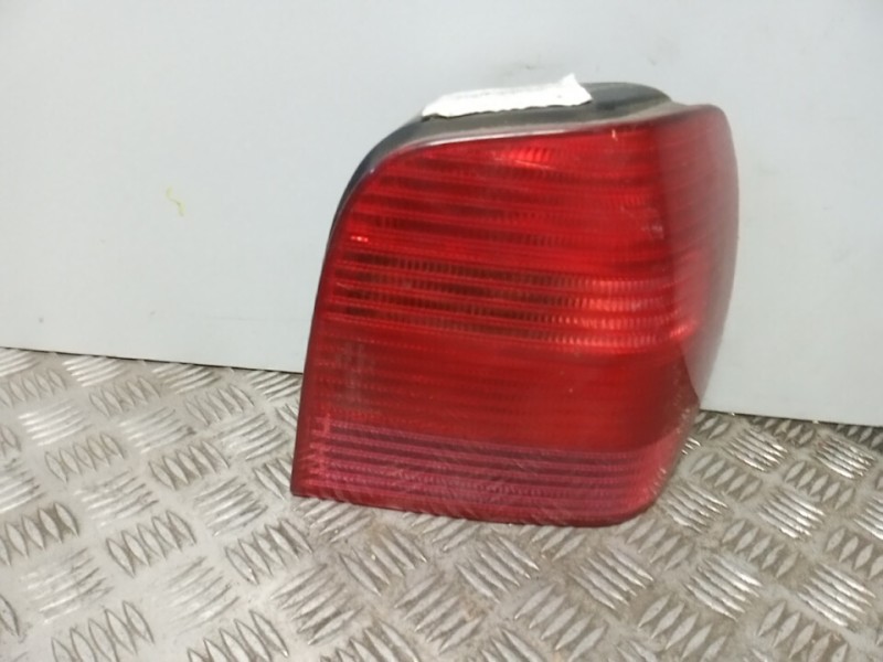 Recambio de piloto trasero derecho para volkswagen polo berlina (6n2) conceptline referencia OEM IAM   