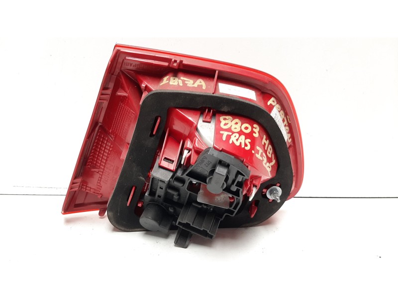 Recambio de piloto porton trasero derecho para seat ibiza st (6j8) sport referencia OEM IAM    Recambio de piloto porton trasero derecho para seat ibiza st (6j8) sport referencia OEM IAM