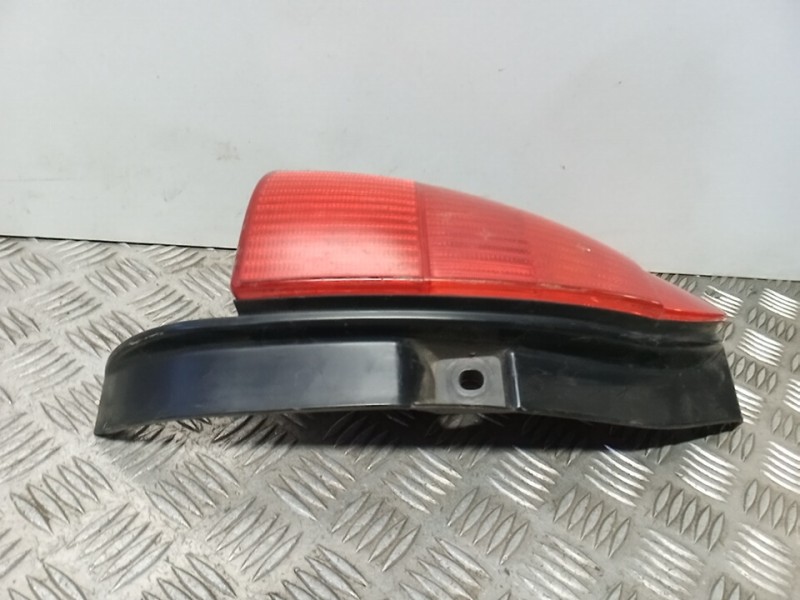 Recambio de piloto trasero izquierdo para peugeot 306 berlina 3/4/5 puertas (s2) xs referencia OEM IAM 6350H7  