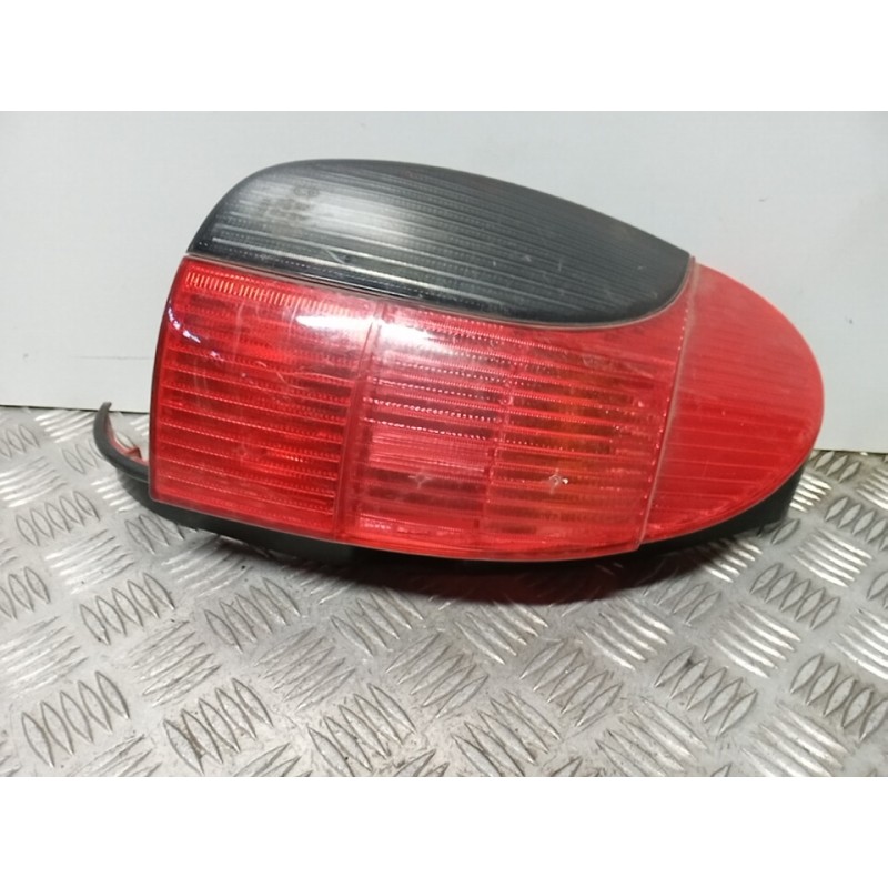 Recambio de piloto trasero izquierdo para peugeot 306 berlina 3/4/5 puertas (s2) xs referencia OEM IAM 6350H7  