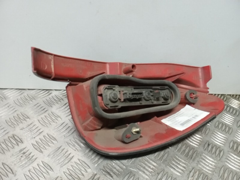 Recambio de piloto trasero izquierdo para peugeot 306 berlina 3/4/5 puertas (s2) xs referencia OEM IAM 6350H7  