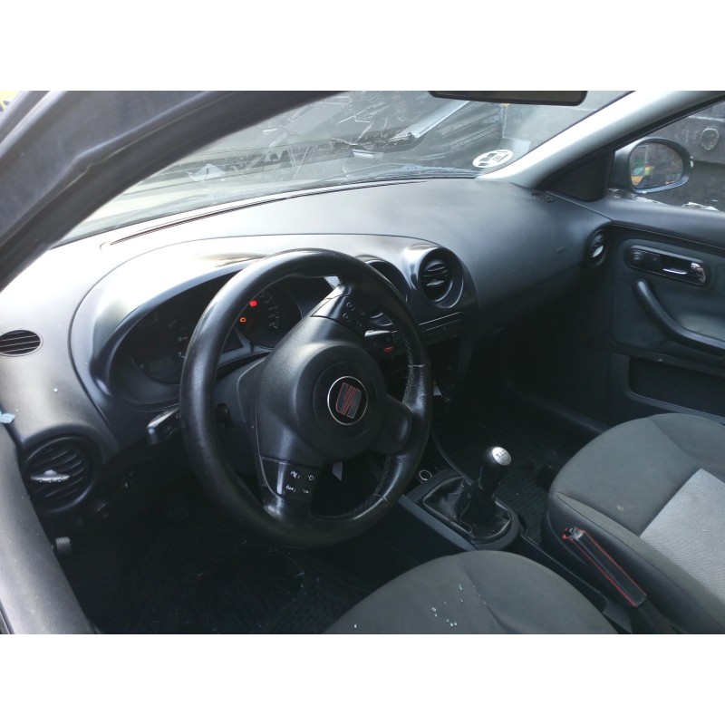 SEAT IBIZA III (6L1) - imagen 6