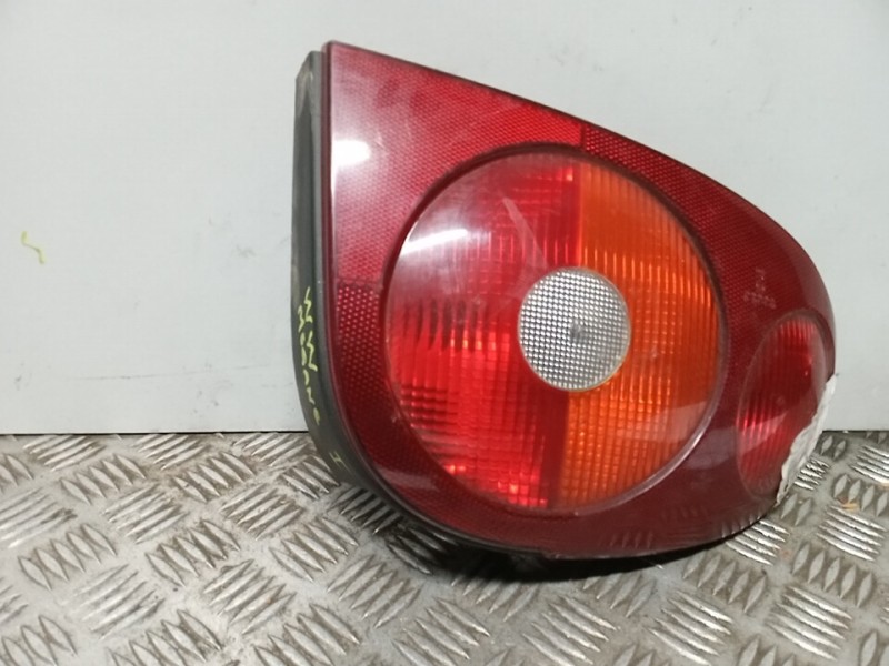 Recambio de piloto trasero izquierdo para renault megane i coupe fase 2 (da..) 1.6 16v referencia OEM IAM 7700428056  