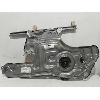 ELEVALUNAS DELANTERO IZQUIERDO 824703A000 