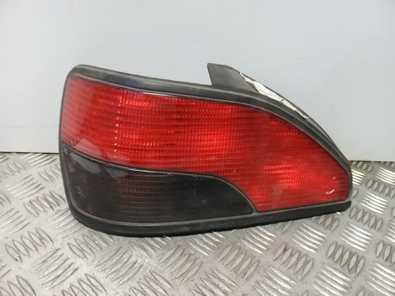 Recambio de piloto trasero izquierdo para peugeot 306 berlina 3/5 puertas (s1) graffic referencia OEM IAM 635194  