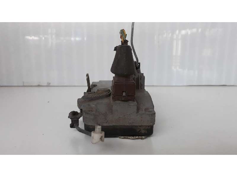 Recambio de cerradura puerta delantera izquierda para peugeot 306 berlina 3/5 puertas (s1) graffic referencia OEM IAM 9135H2  