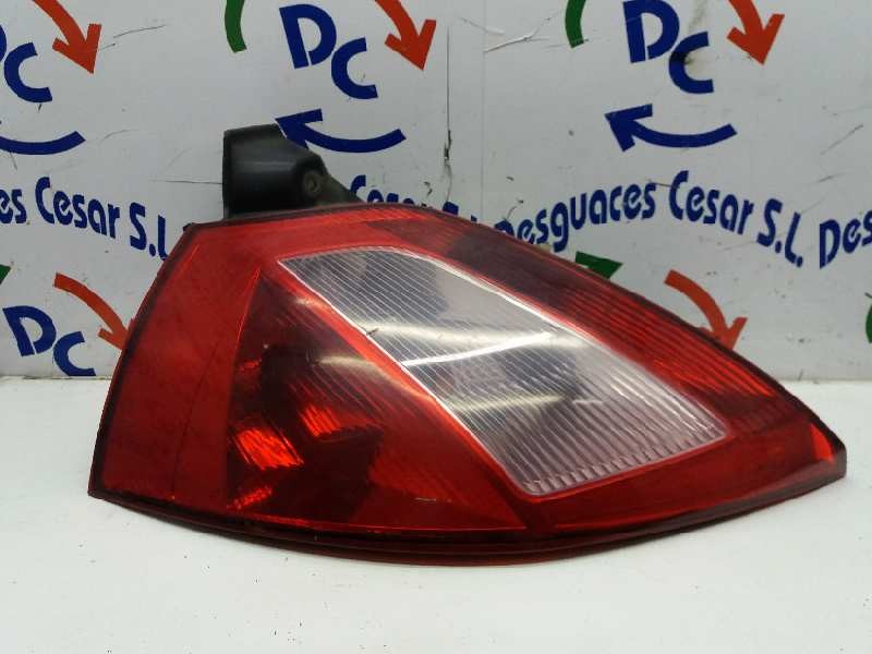 Recambio de piloto trasero izquierdo para renault megane ii berlina 3p confort authentique referencia OEM IAM 8200073236  