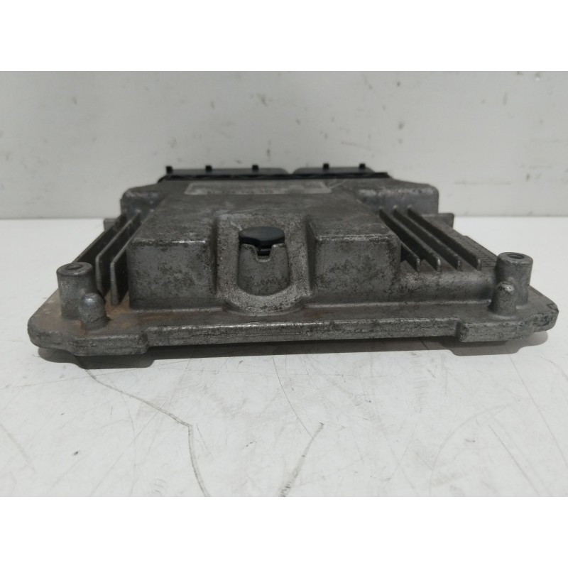 CENTRALITA MOTOR UCE 03G906021TB  - imagen 4