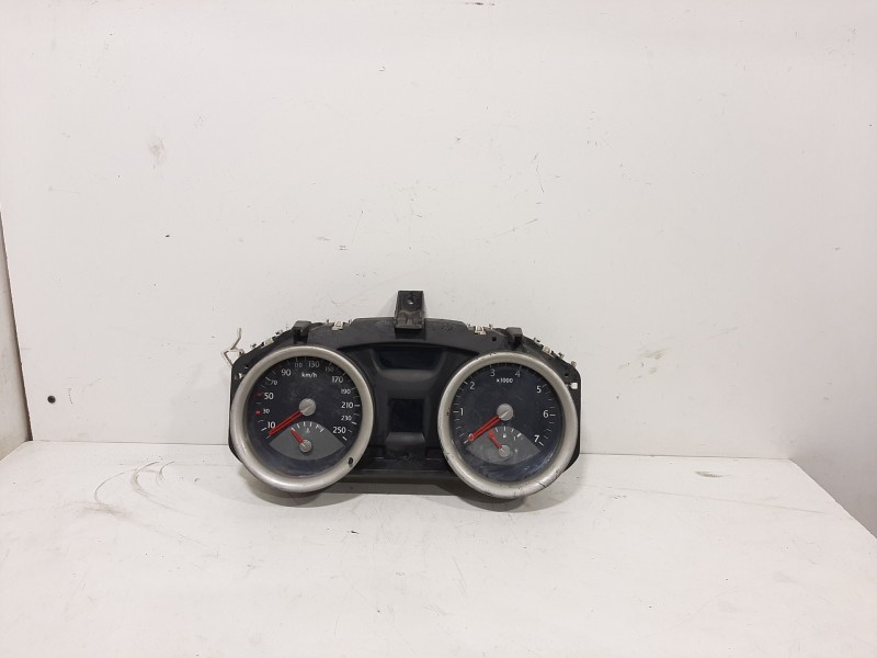 Recambio de cuadro instrumentos para renault megane ii berlina 3p confort authentique referencia OEM IAM PEBCO38871  
