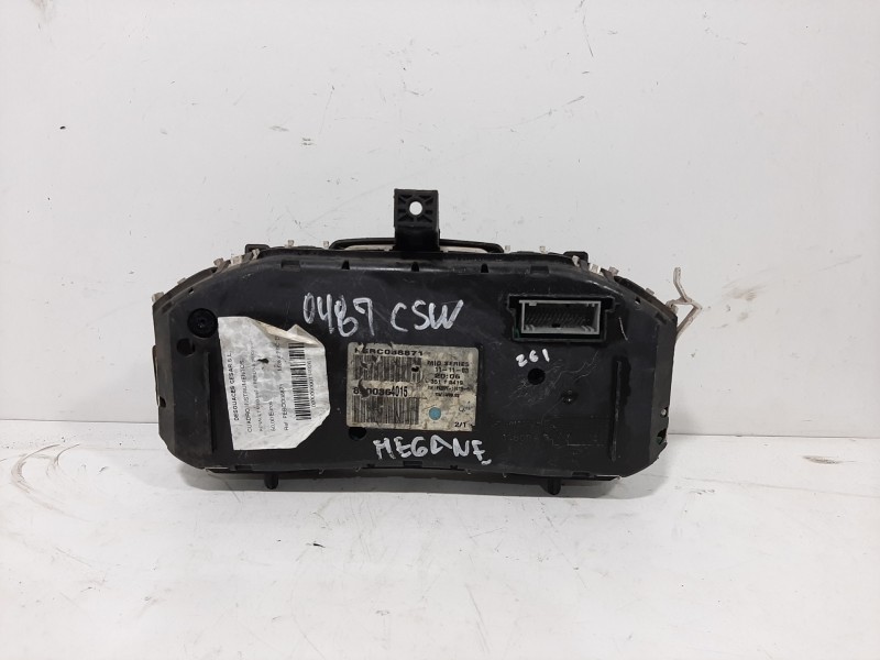 Recambio de cuadro instrumentos para renault megane ii berlina 3p confort authentique referencia OEM IAM PEBCO38871  