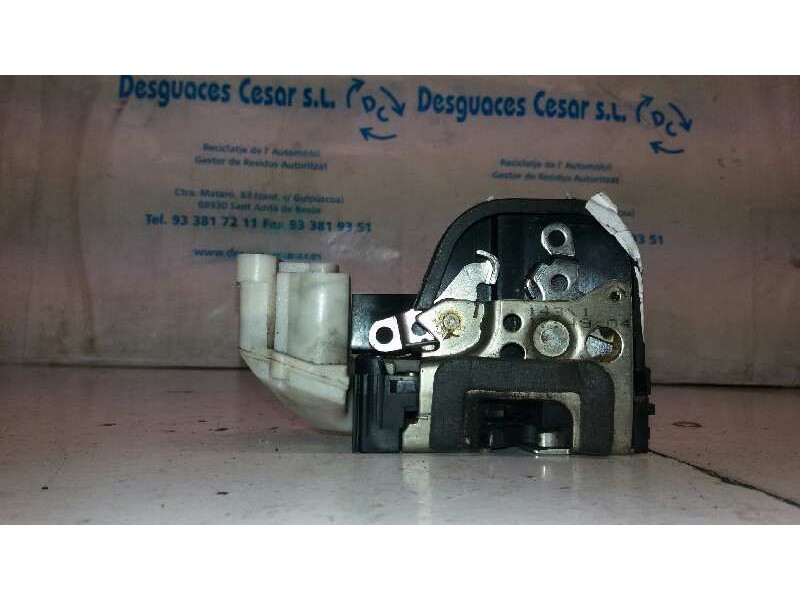 Recambio de cerradura puerta delantera derecha para alfa romeo 147 (190) referencia OEM IAM 0046800415   Recambio de cerradura puerta delantera derecha para alfa romeo 147 (190) referencia OEM IAM 0046800415