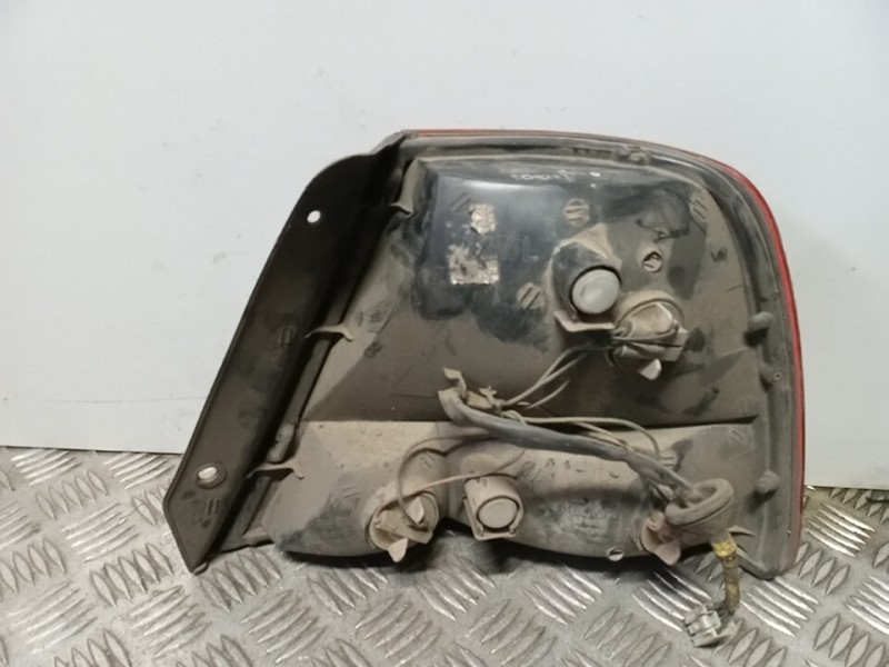 Recambio de piloto trasero izquierdo para hyundai accent (x3) 1.3 gls automático referencia OEM IAM 9240122210   Recambio de piloto trasero izquierdo para hyundai accent (x3) 1.3 gls automático referencia OEM IAM 9240122210