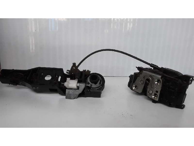 Recambio de cerradura puerta delantera derecha para renault clio iii 1.5 dci diesel cat referencia OEM IAM   