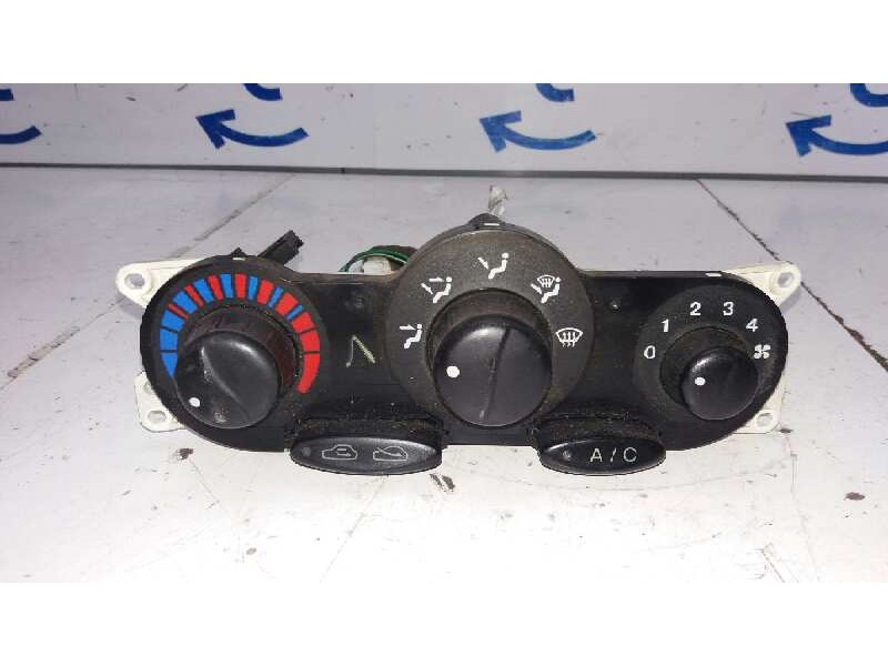 Recambio de mando calefaccion / aire acondicionado para hyundai coupe (rd) 2.0 fx referencia OEM IAM 9725027056  