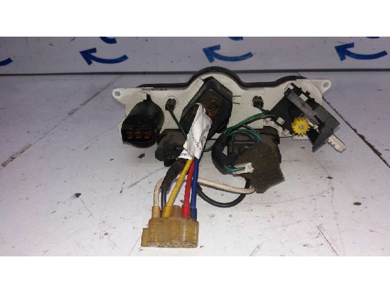 Recambio de mando calefaccion / aire acondicionado para hyundai coupe (rd) 2.0 fx referencia OEM IAM 9725027056  