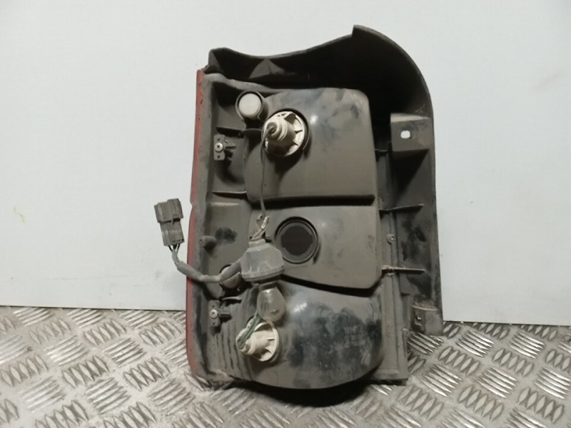 Recambio de piloto trasero derecho para kia joice referencia OEM IAM   