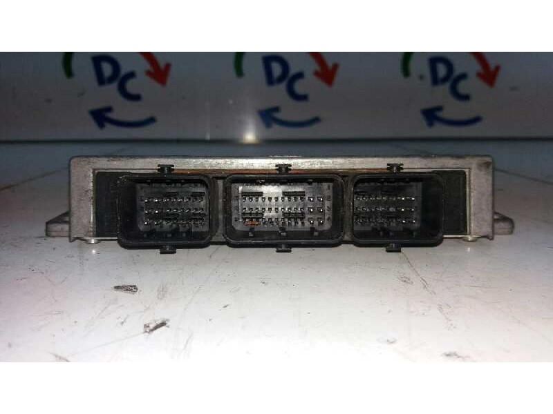 Recambio de centralita motor uce para peugeot 206 berlina xr referencia OEM IAM 9645211580  