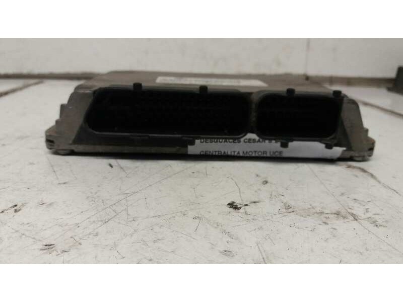 Recambio de centralita motor uce para skoda octavia berlina (1u2) 1.6 slx referencia OEM IAM 5WP437403  