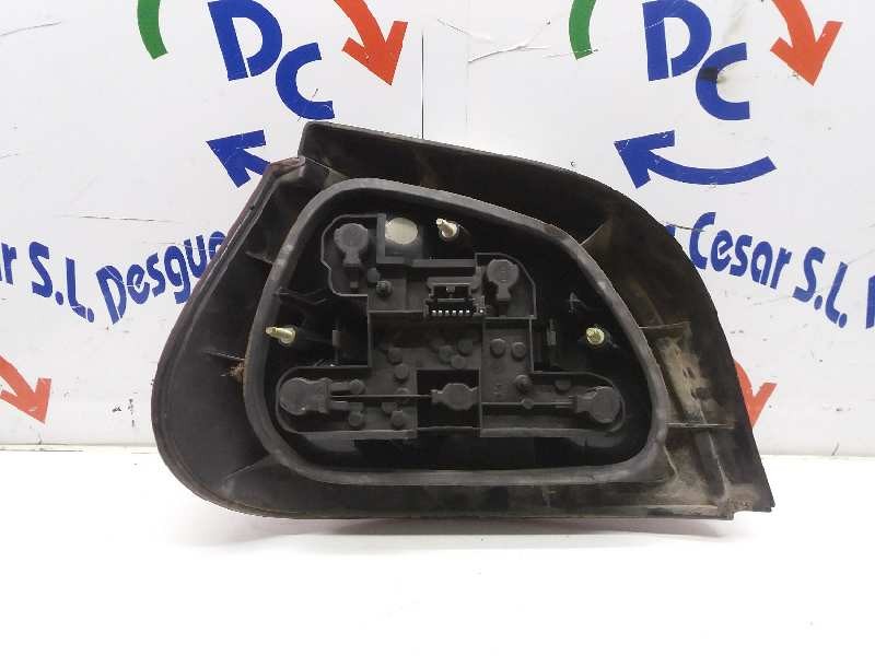 Recambio de piloto trasero derecho para renault megane i fase 2 berlina (ba0) 1.4 16v privilege referencia OEM IAM 7700428321  