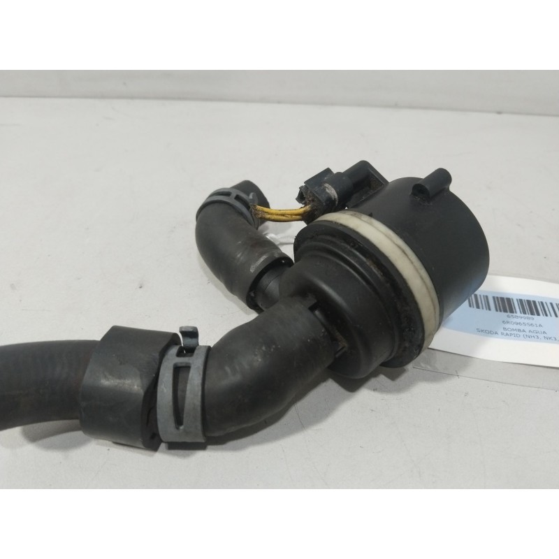 BOMBA AGUA 6R0965561A  - imagen 3