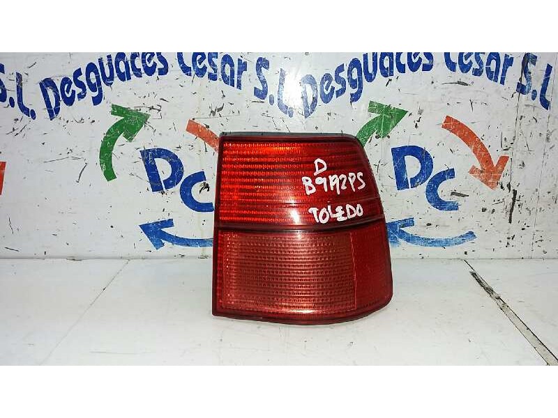 Recambio de piloto trasero derecho para seat toledo (1l) se referencia OEM IAM 1L0945112F  