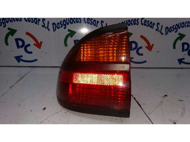 Recambio de piloto trasero izquierdo para renault laguna (b56) 1.9 dti referencia OEM IAM 7700420122  