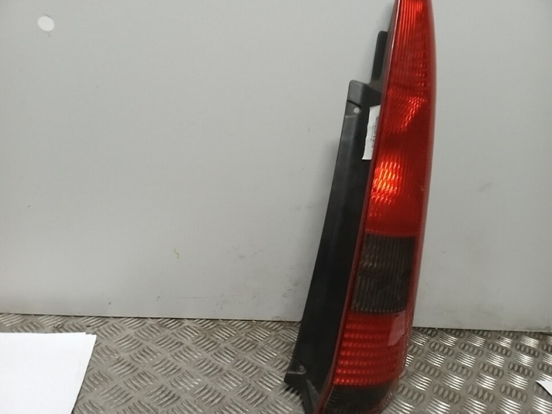 Recambio de piloto trasero derecho para ford fusion (cbk) 1.4 tdci cat referencia OEM IAM   