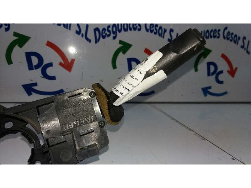 Recambio de mando limpia para peugeot 206 berlina xs referencia OEM IAM 96049   Recambio de mando limpia para peugeot 206 berlina xs referencia OEM IAM 96049