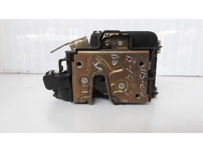 Recambio de cerradura puerta delantera derecha para seat ibiza (6k1) stella referencia OEM IAM 6K3837016D  