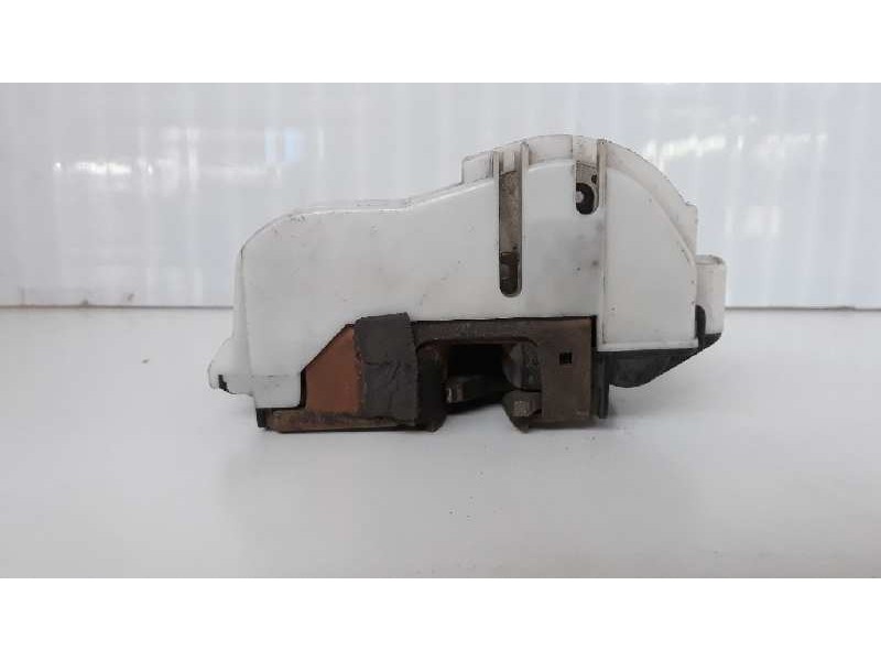 Recambio de cerradura puerta delantera derecha para seat ibiza (6k1) stella referencia OEM IAM 6K3837016D  